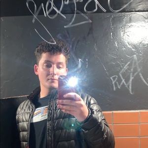 Meet your Posher, Edward